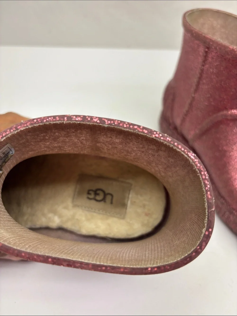 UGG sparkling pink